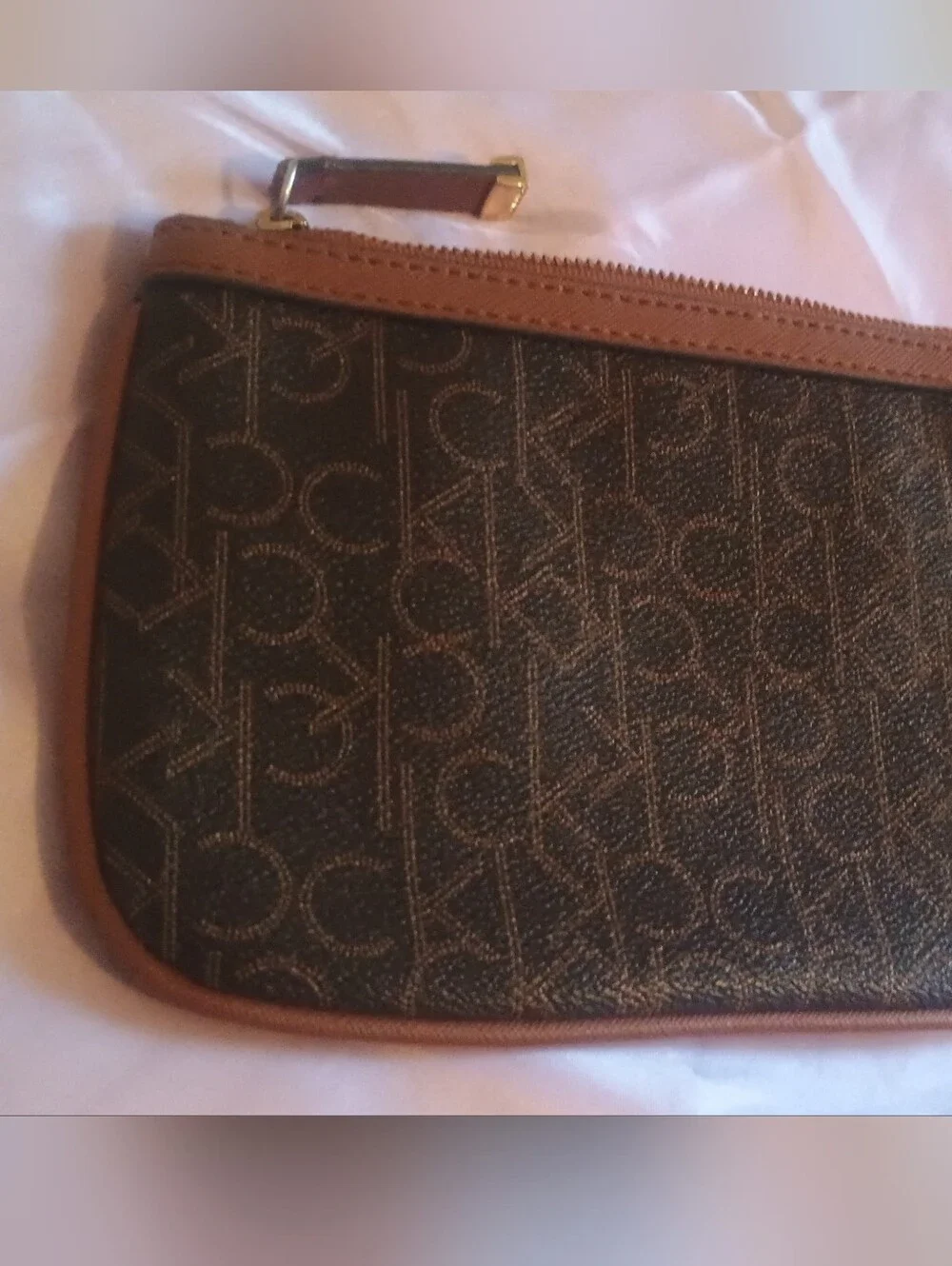 Make An Offer 🫴 Calvin Klein Brown Monogram Wristlet Clutch with Tan Trim
